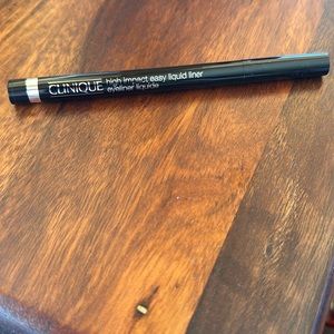 NEW Clinique high impact easy liquid eyeliner - jet black